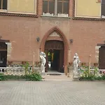 Grazzano Antica Stazione * Grazzano Visconti