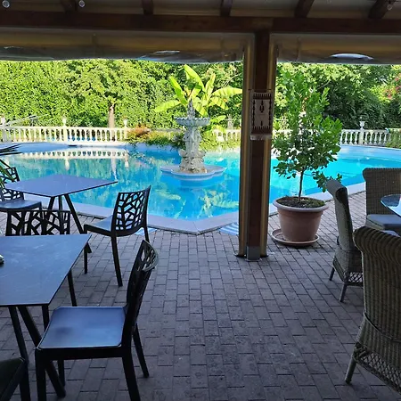 Grazzano Antica Stazione グラッツァーノ・ヴィスコンティ